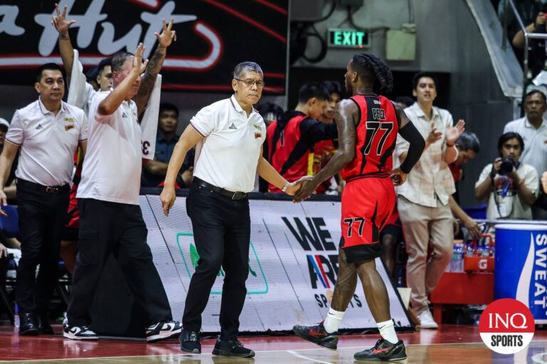 IMG_2123_PBA-49-Philippine-Cup-semis-San-Miguel-Ginebra_Coach-Leo-Austria-scaled-1