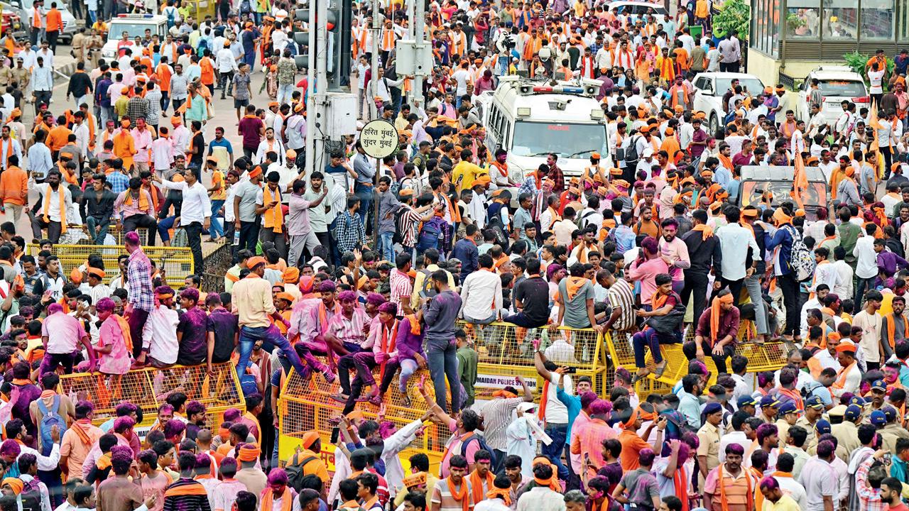 Maharashtra-streets-1758334069415_d