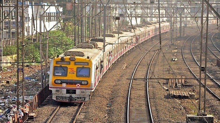 Mumbai_local_train