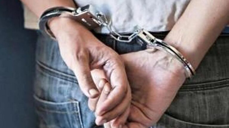 arrest_market_d