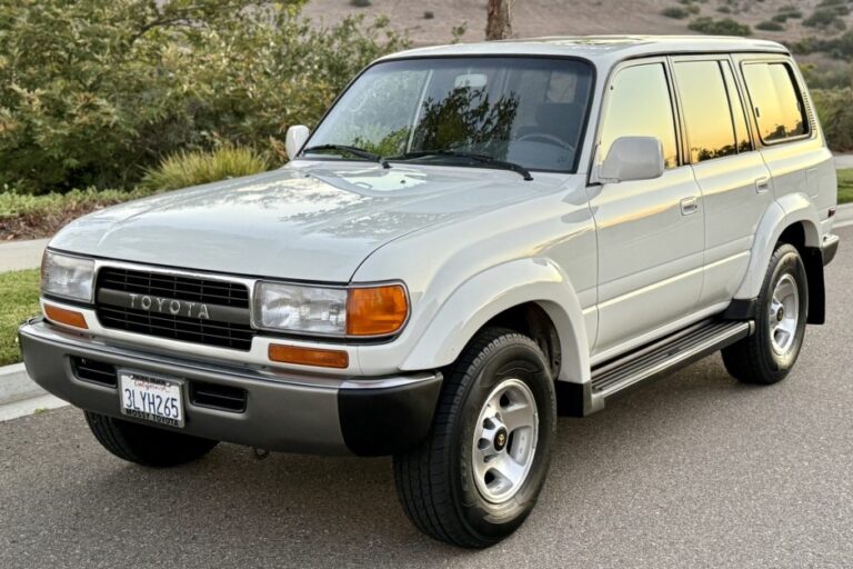 1994_toyota_land-cruiser-fzj80_img_6473-62121