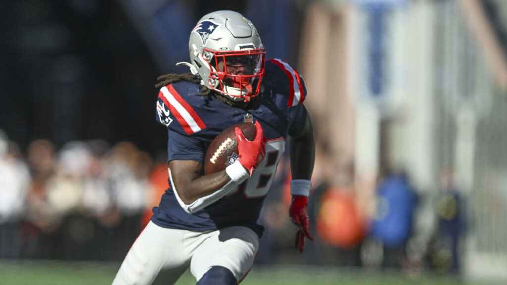 Patriots-running-back-Rhamondre-Stevenson
