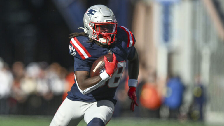 Patriots-running-back-Rhamondre-Stevenson