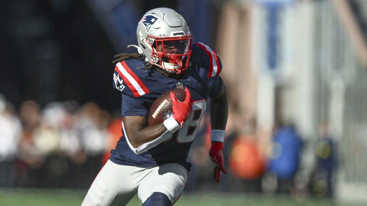 Patriots-running-back-Rhamondre-Stevenson