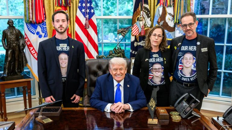 Trump-ib-1759892268038_d