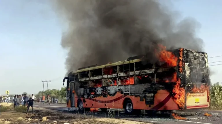 jaisalmer-bus-fire-news-1760459901499_d