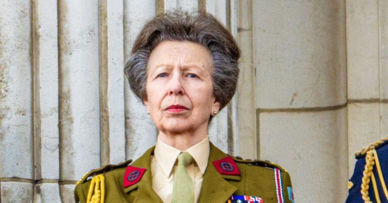 princess-anne-driving-prince-andrew-crazy-respected-royal-1759441059137