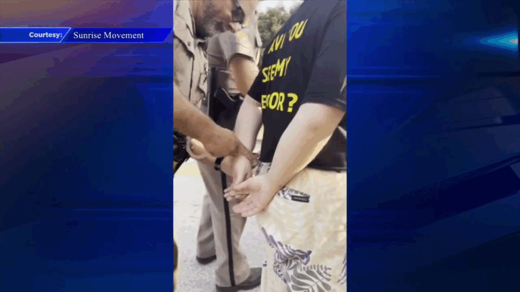 112325-Sunrise-Movement-protesters-being-arrested