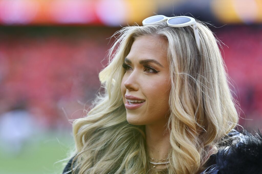 5fa57-17639193940910-1920