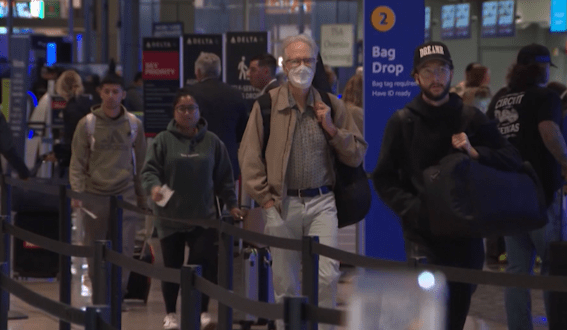 Cancellations-and-delays-remain-as-government-shutdown-continues