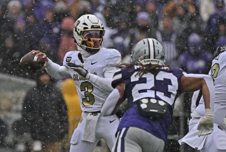 DCC-Z-CUvsKSU10112925