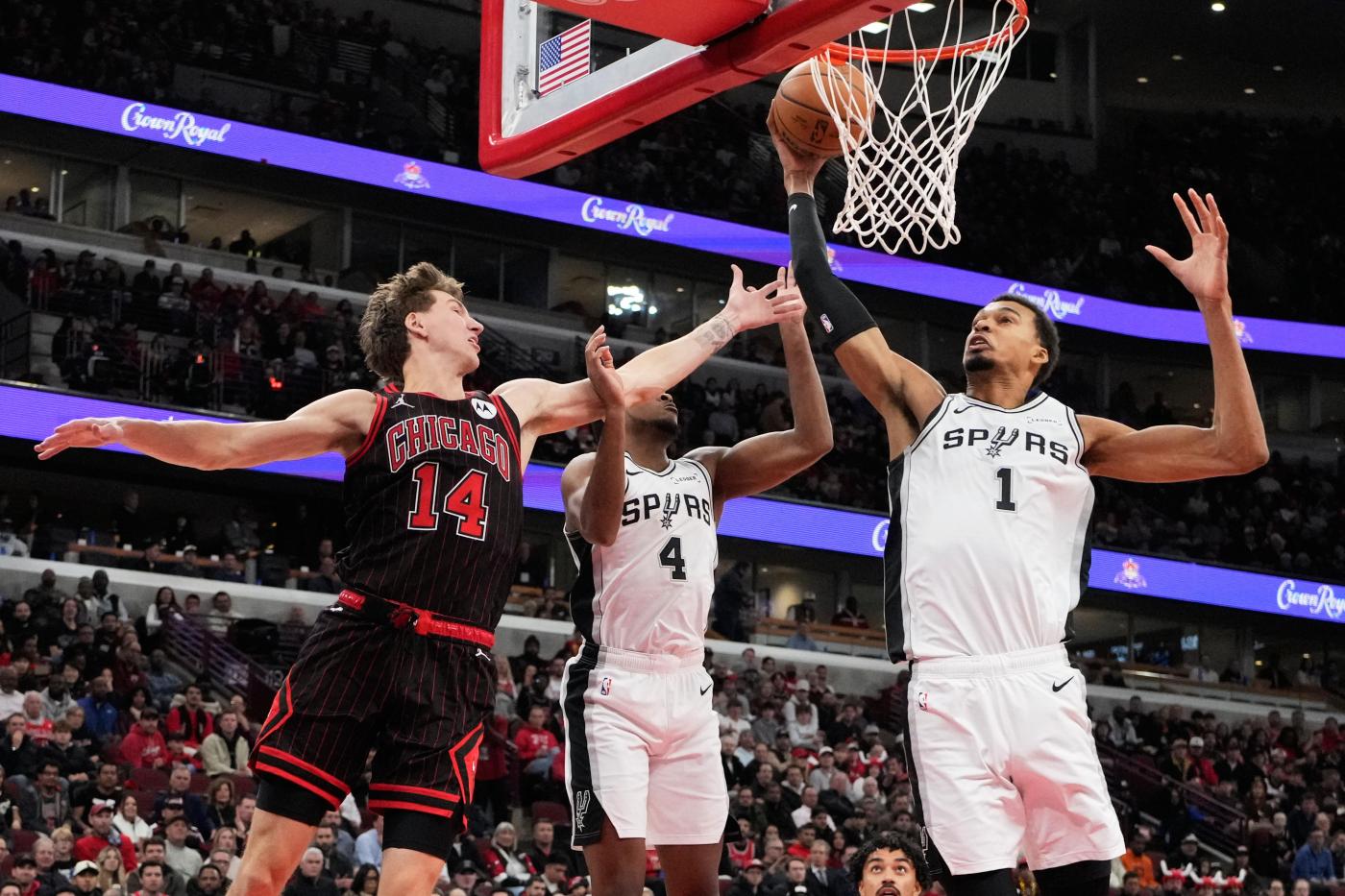 SPURS-BULLS_79890
