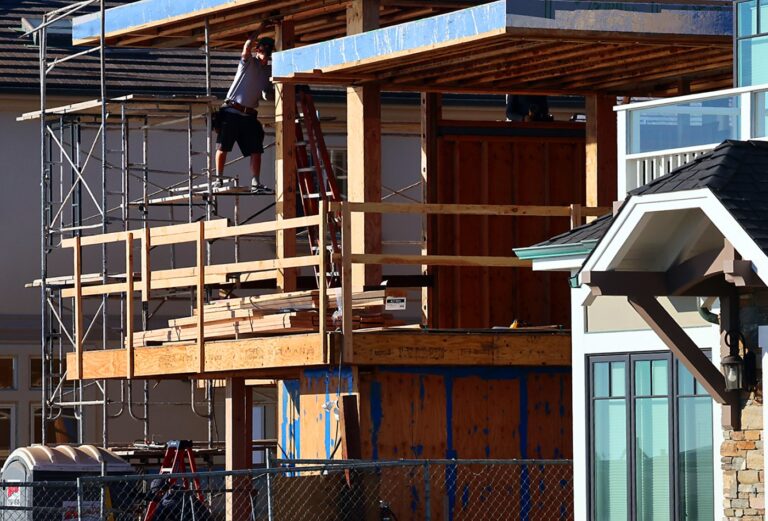 STC-L-PUTNEYBUILD-0215