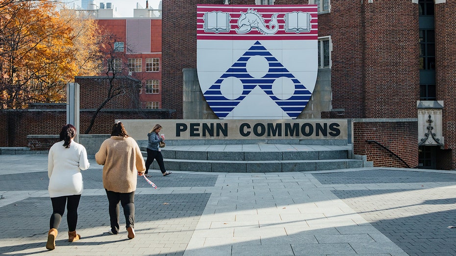 penn-commons-students-university