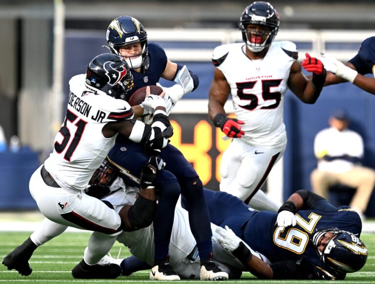 LDN-L-CHARGERS-1228-09-WL-1