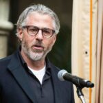 LDN-L-NEWSOM-VOGUE-0327-08-SR