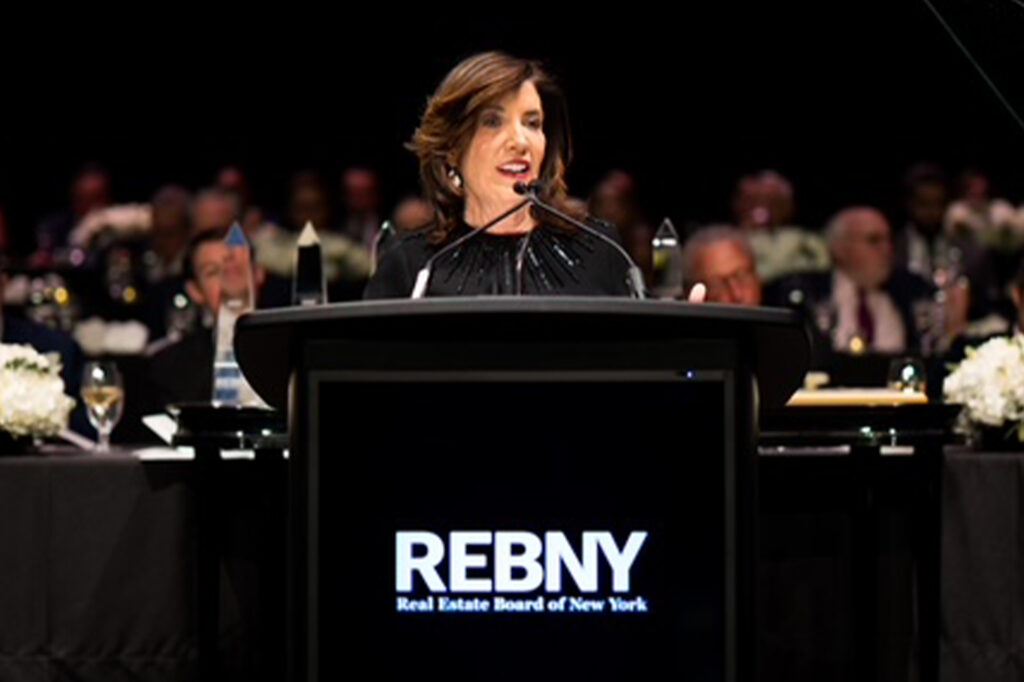 COMP Kathy Hochul CUZZO REBNY. Pics Provided, Credit Jill Lotenberg  for REBNY.