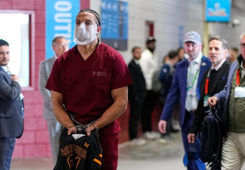 Super_Bowl_Football_14948-69890e5628e77-850x638-1