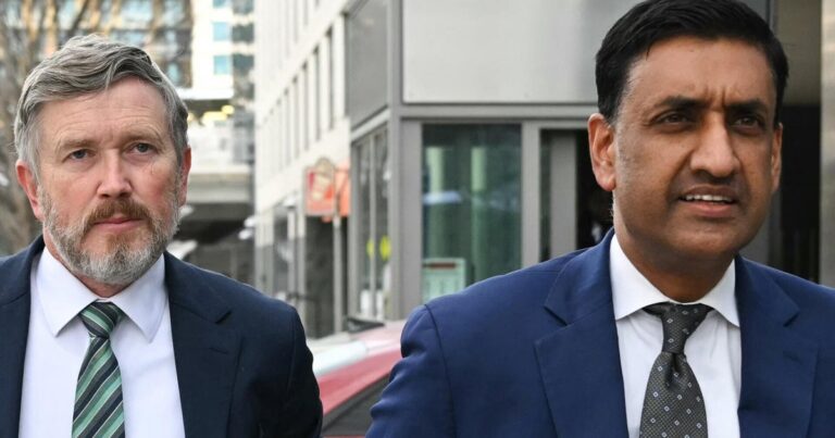 cbsn-fusion-khanna-massie-say-they-saw-names-at-least-6-men-unredacted-epstein-files-thumbnail