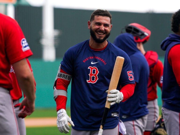 s3___bgmp-arc_arc-feeds_generic-photos_to-arc_CHIN021826Spring-Training_SPT33-699f86f72d160-850x638-1